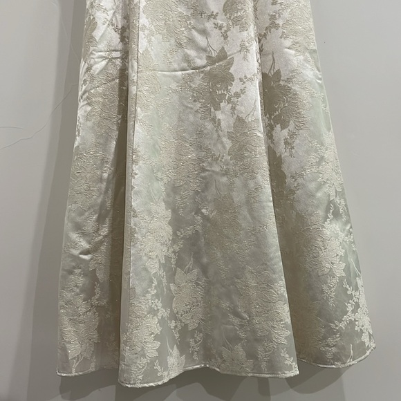 Jessica McClintock Girls Size 12 Beaded Floral Gown Dress Ivory Gold - Picture 3 of 14